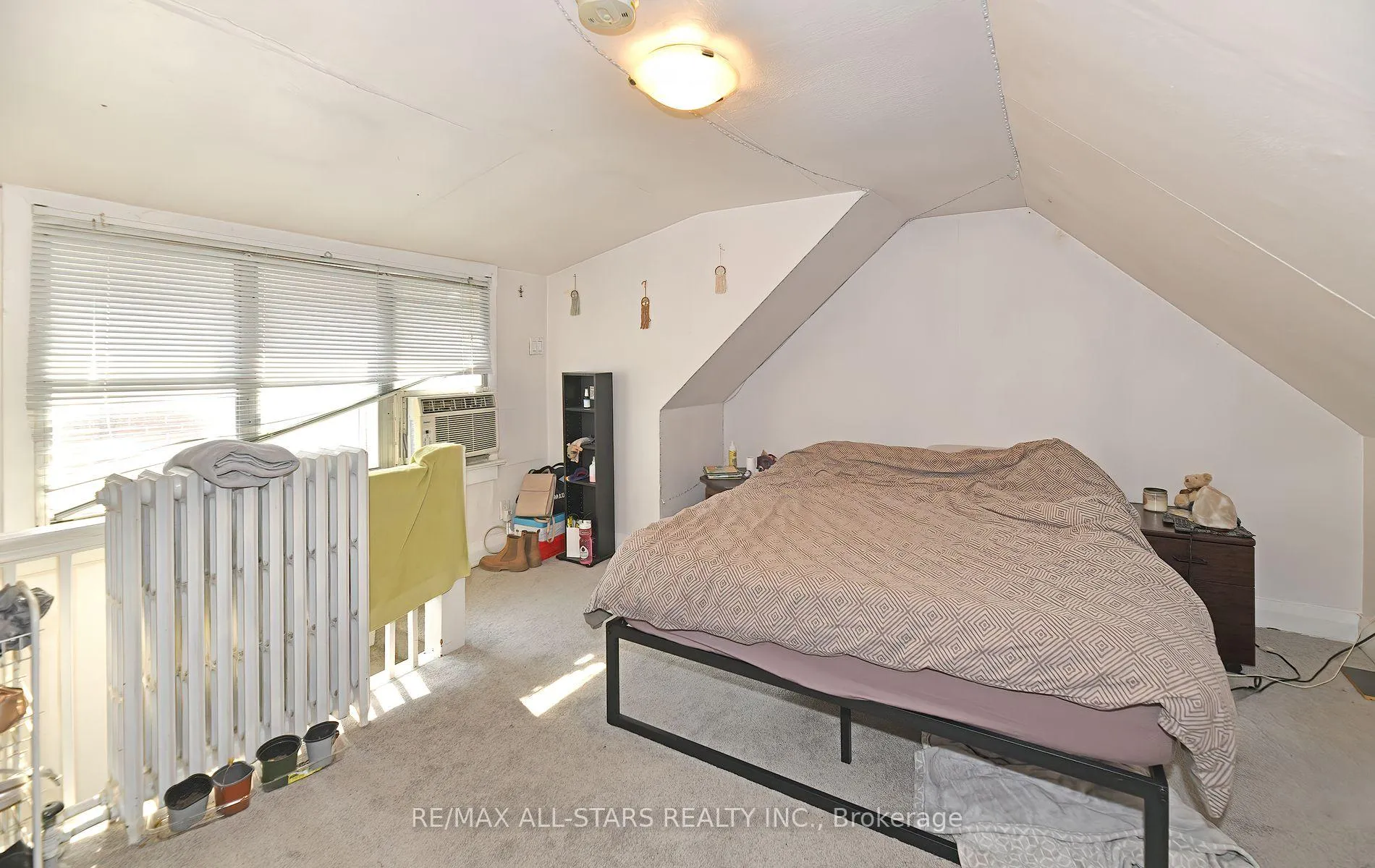 Photo 9 of 41 Norwood Road, Toronto, East End-Danforth — HOMEH