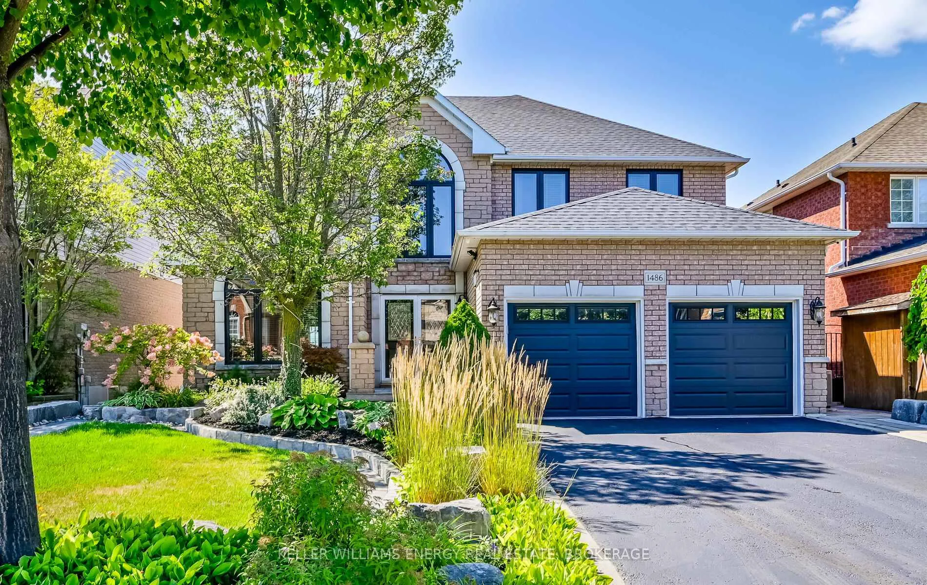 Front of 1486 Greenvalley Trail