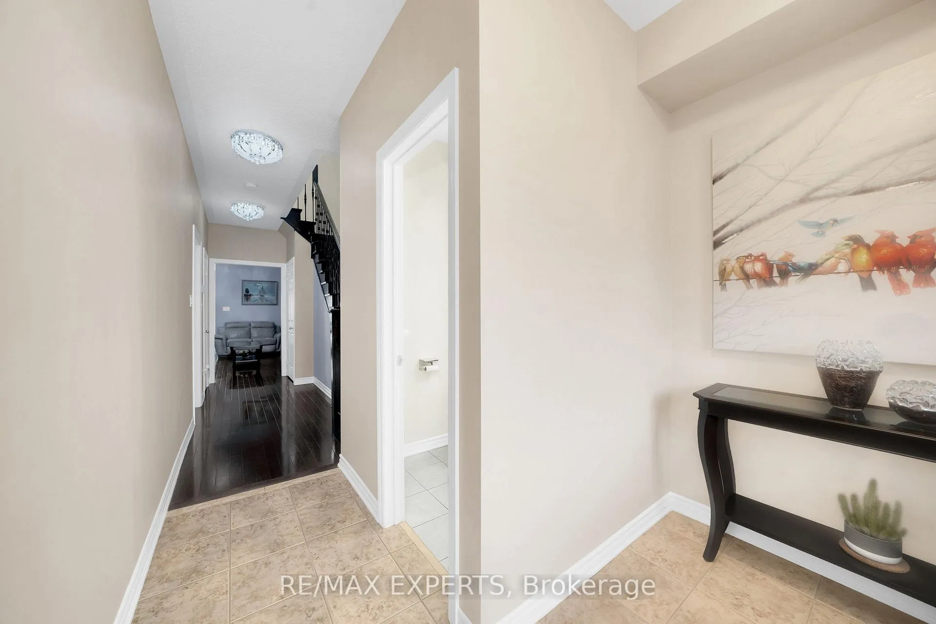 Photo 6 of 17 Zachary Place, Vaughan, Vellore Village — HOMEH