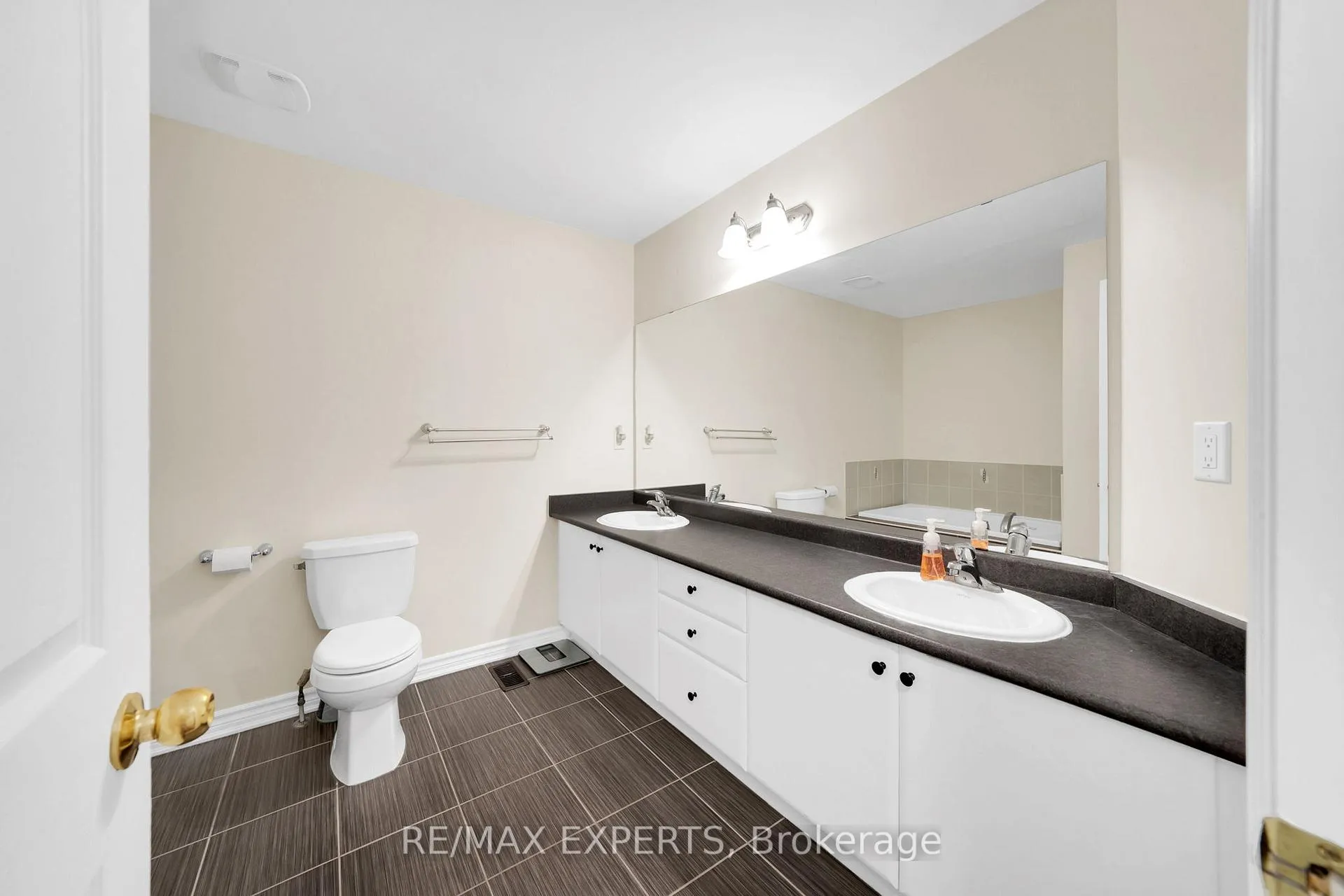 Photo 22 of 17 Zachary Place, Vaughan, Vellore Village — HOMEH