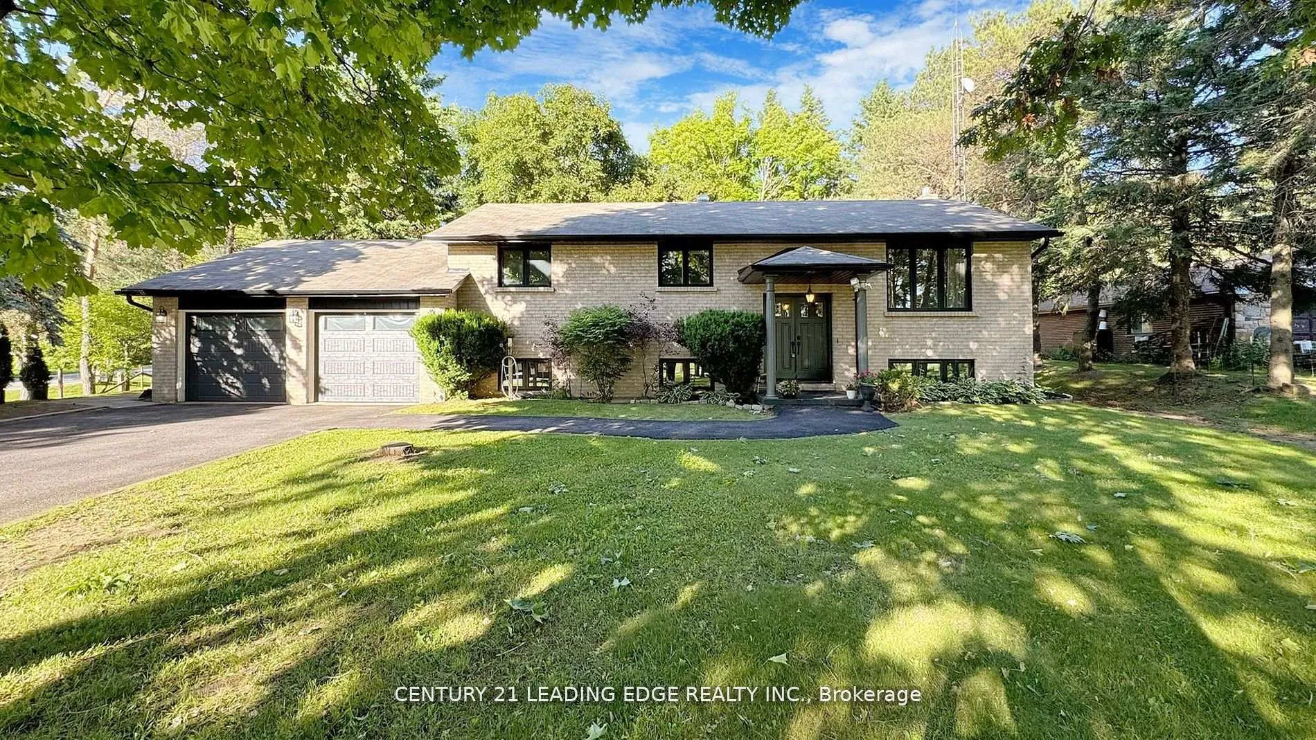 Photo 1 of 301 Wagg Road, Uxbridge, Rural Uxbridge — HOMEH