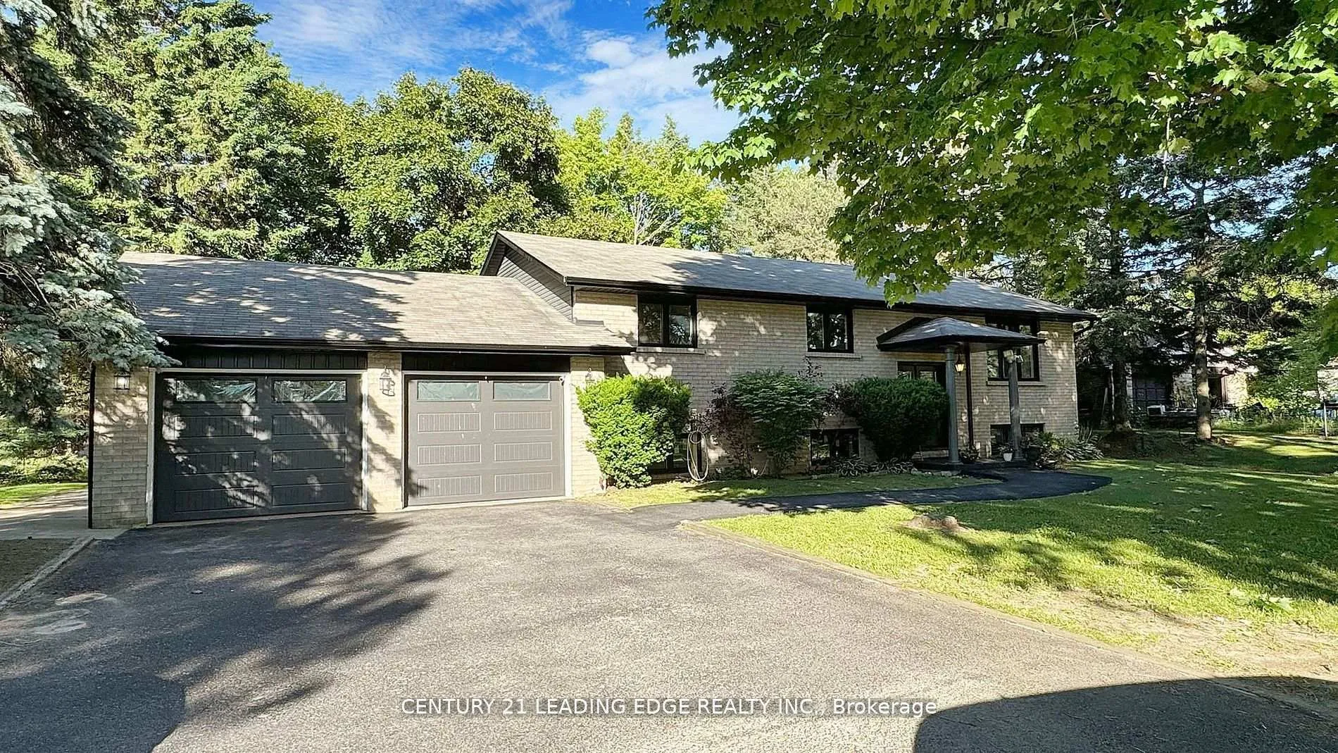 Photo 2 of 301 Wagg Road, Uxbridge, Rural Uxbridge — HOMEH