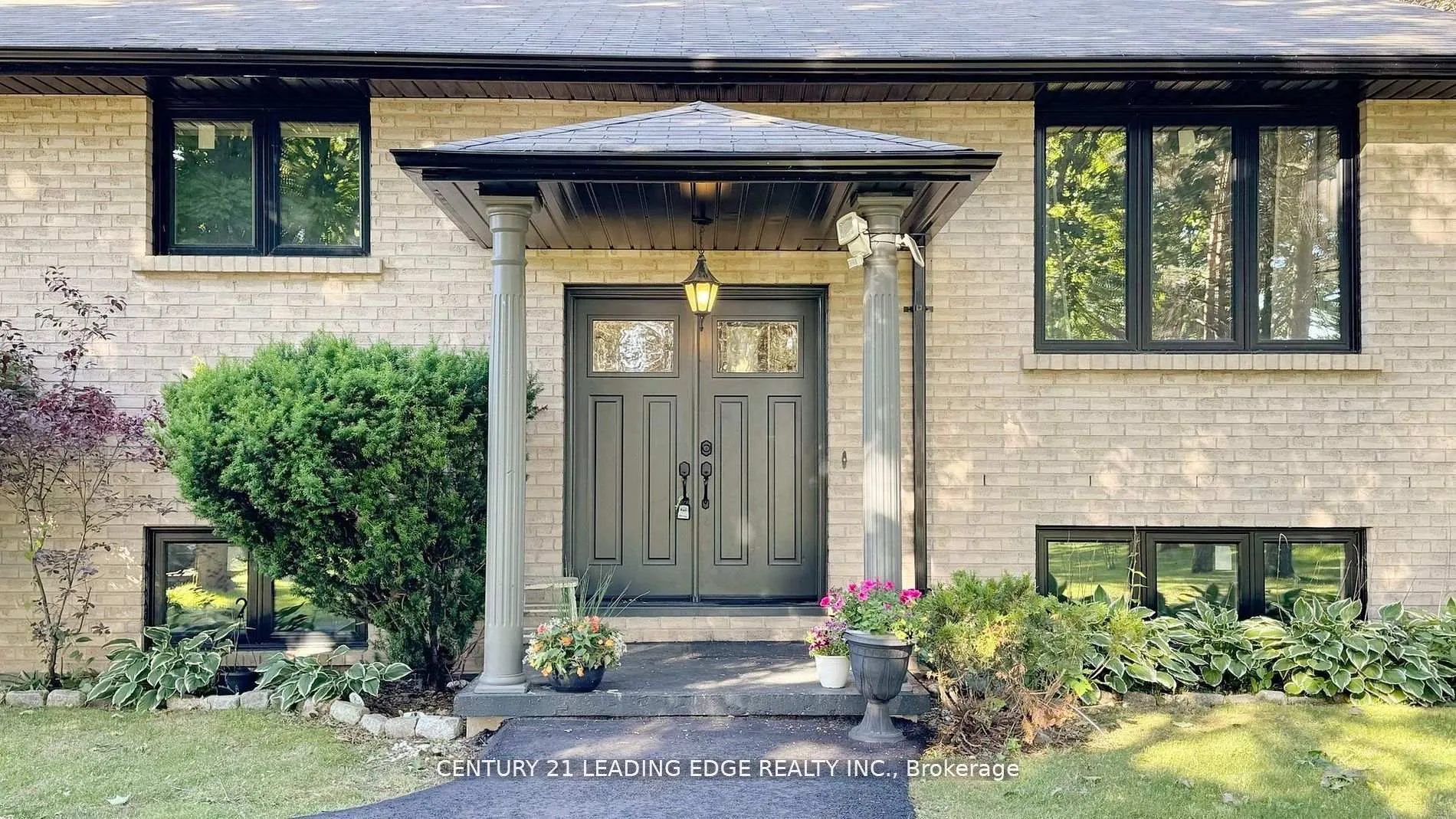 Photo 3 of 301 Wagg Road, Uxbridge, Rural Uxbridge — HOMEH