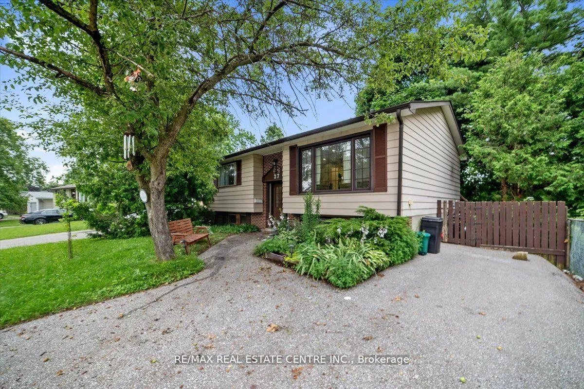 Photo 1 of 27 Bernick Drive, Barrie, Grove East — HOMEH