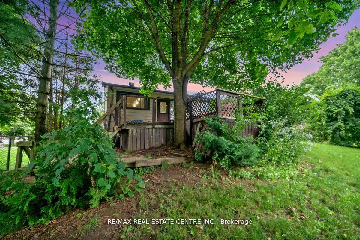 Photo 30 of 27 Bernick Drive, Barrie, Grove East — HOMEH