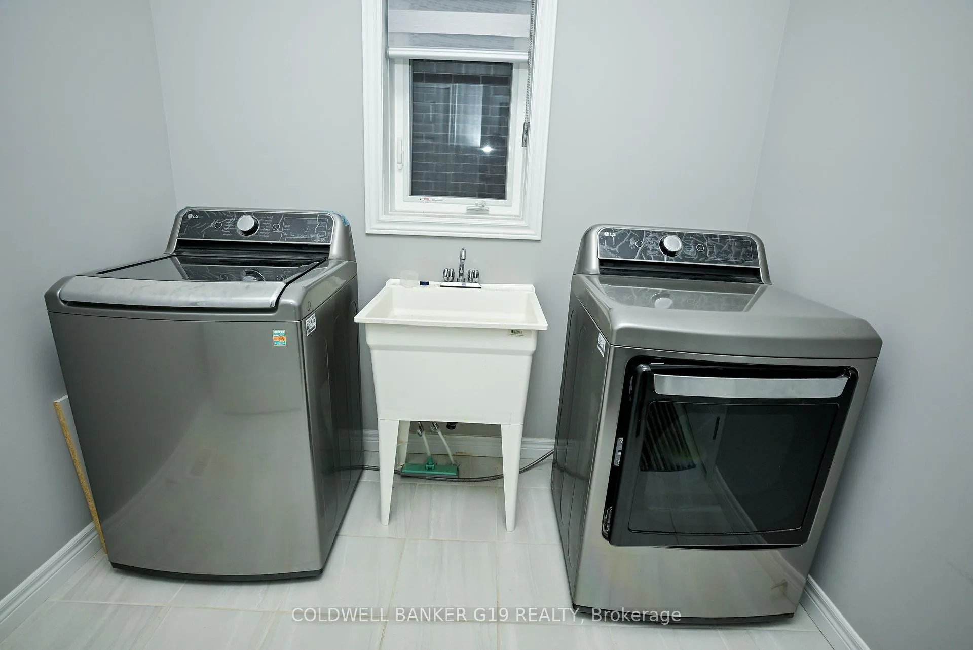 Photo 6 of 91 Georgina Street, Kitchener, Pioneer Park/Doon/Wyldwoods — HOMEH