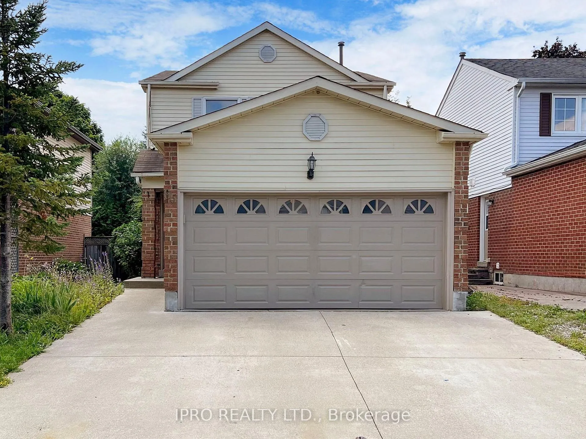 Photo 1 of 65 Seaton Drive, Aurora, Aurora Highlands — HOMEH