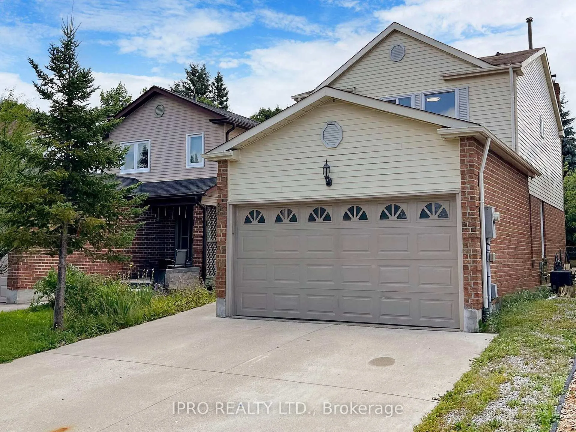 Photo 2 of 65 Seaton Drive, Aurora, Aurora Highlands — HOMEH