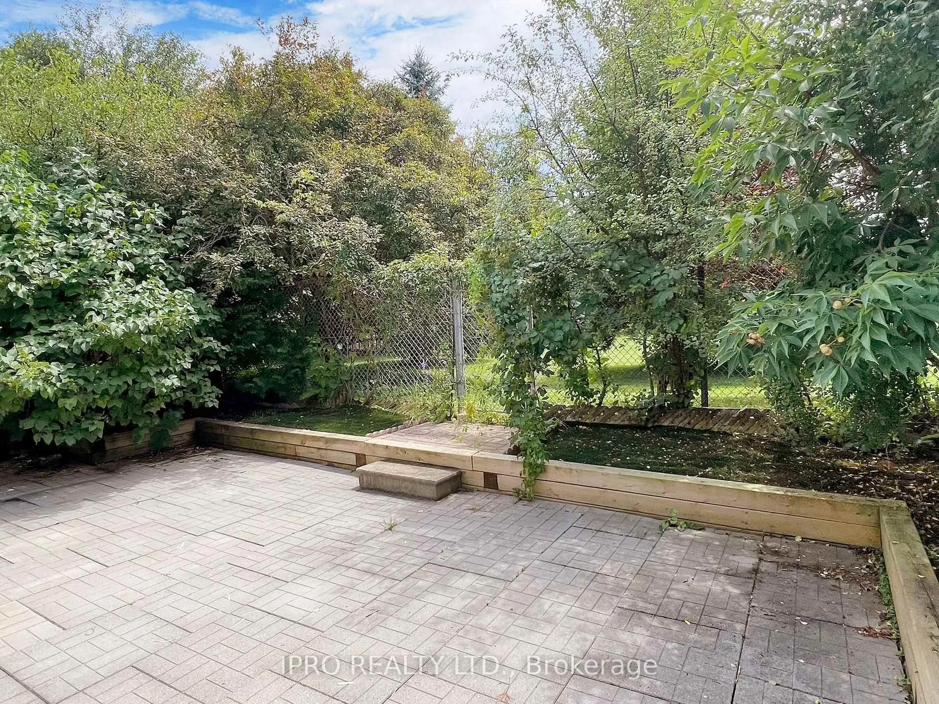 Photo 33 of 65 Seaton Drive, Aurora, Aurora Highlands — HOMEH