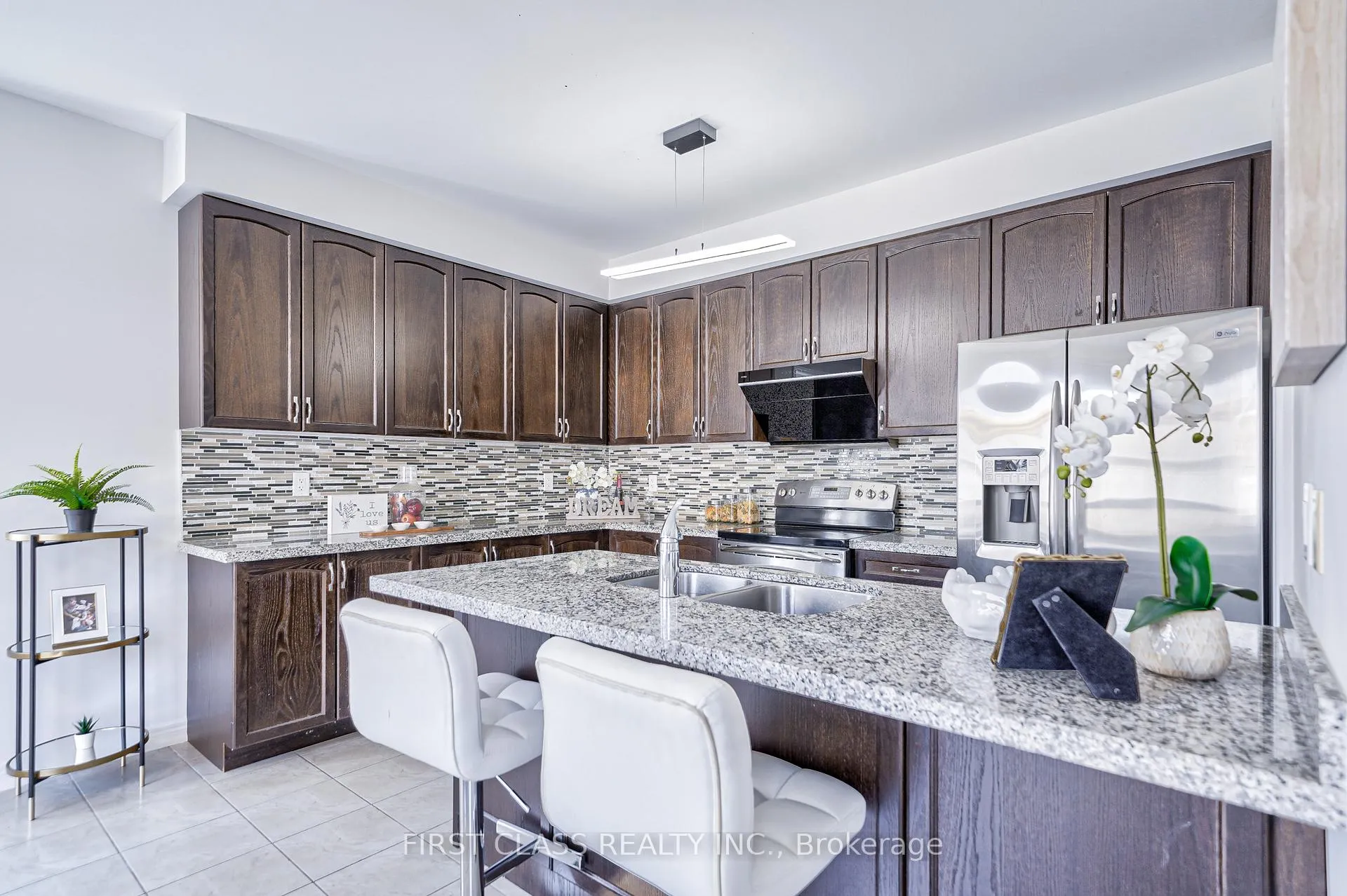 Photo 11 of 31 Hyacinth Street, Markham, Wismer — HOMEH