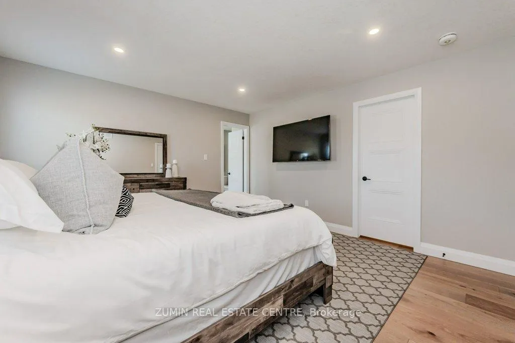 Photo 16 of 71 Hopewell Crossing Drive, Woolwich — HOMEH