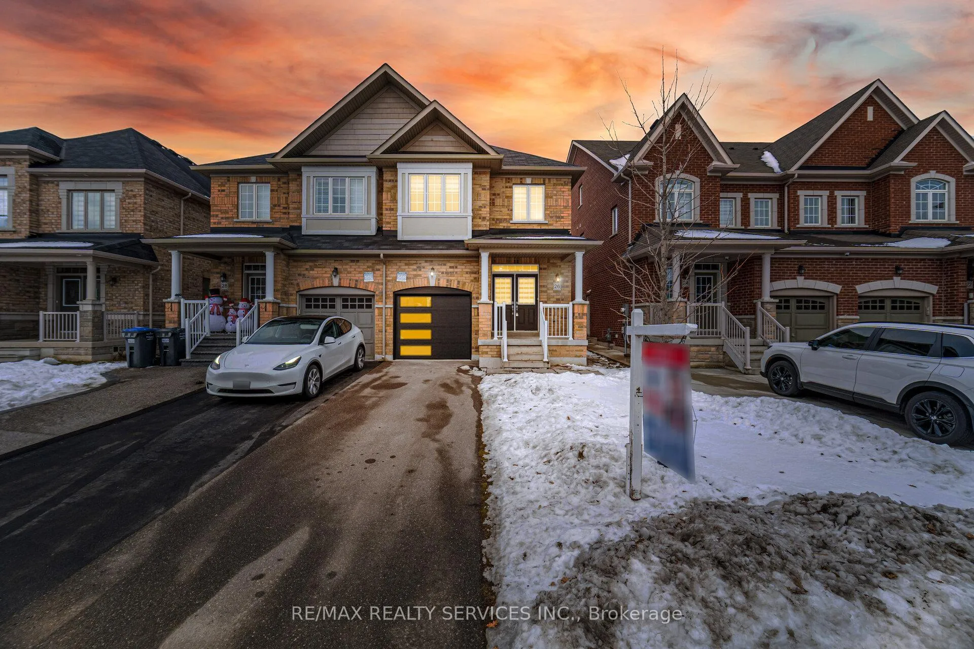 Front of 26 Deer Ridge Trail