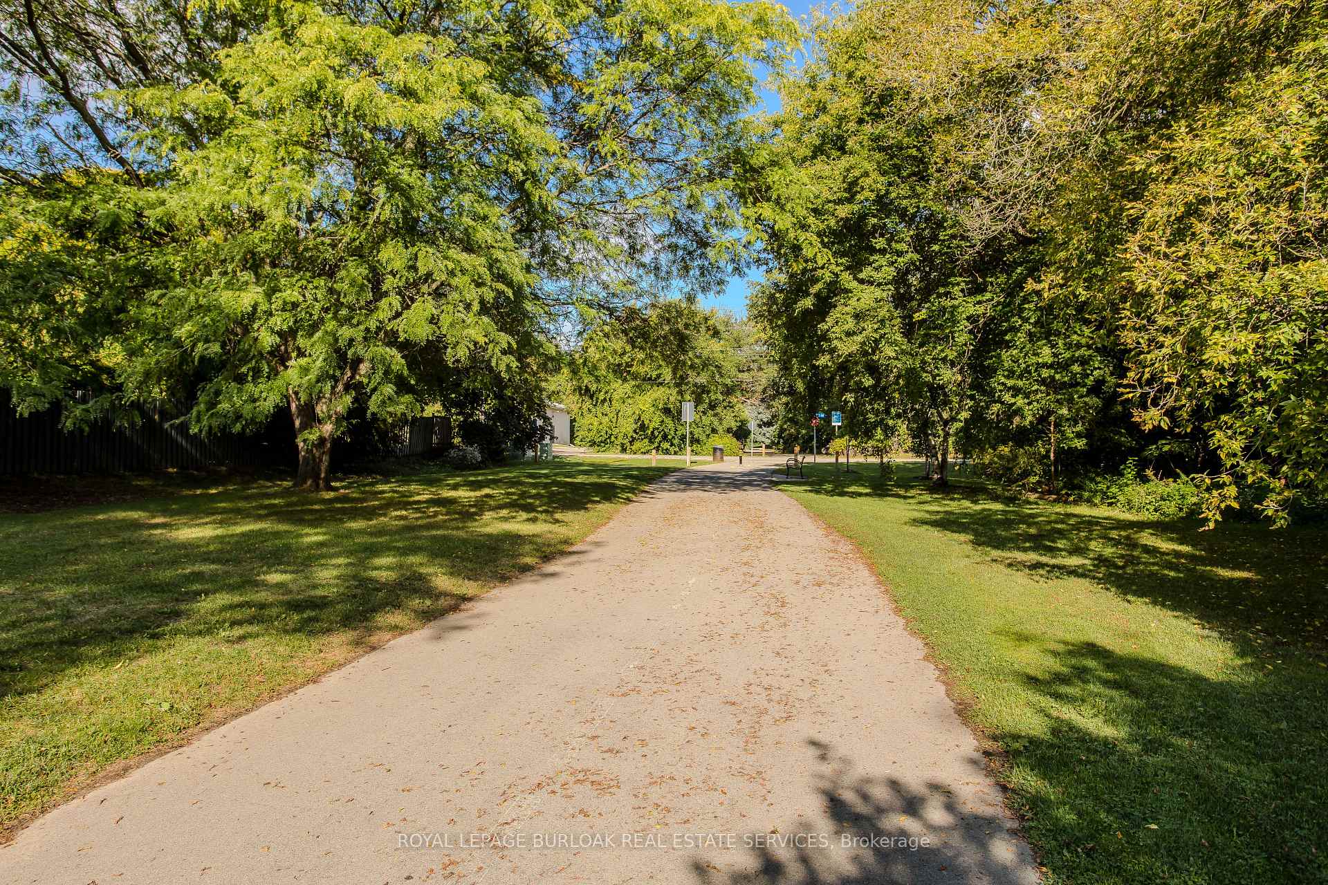 Photo 11 of 702 Francis Road, Burlington, LaSalle — HOMEH