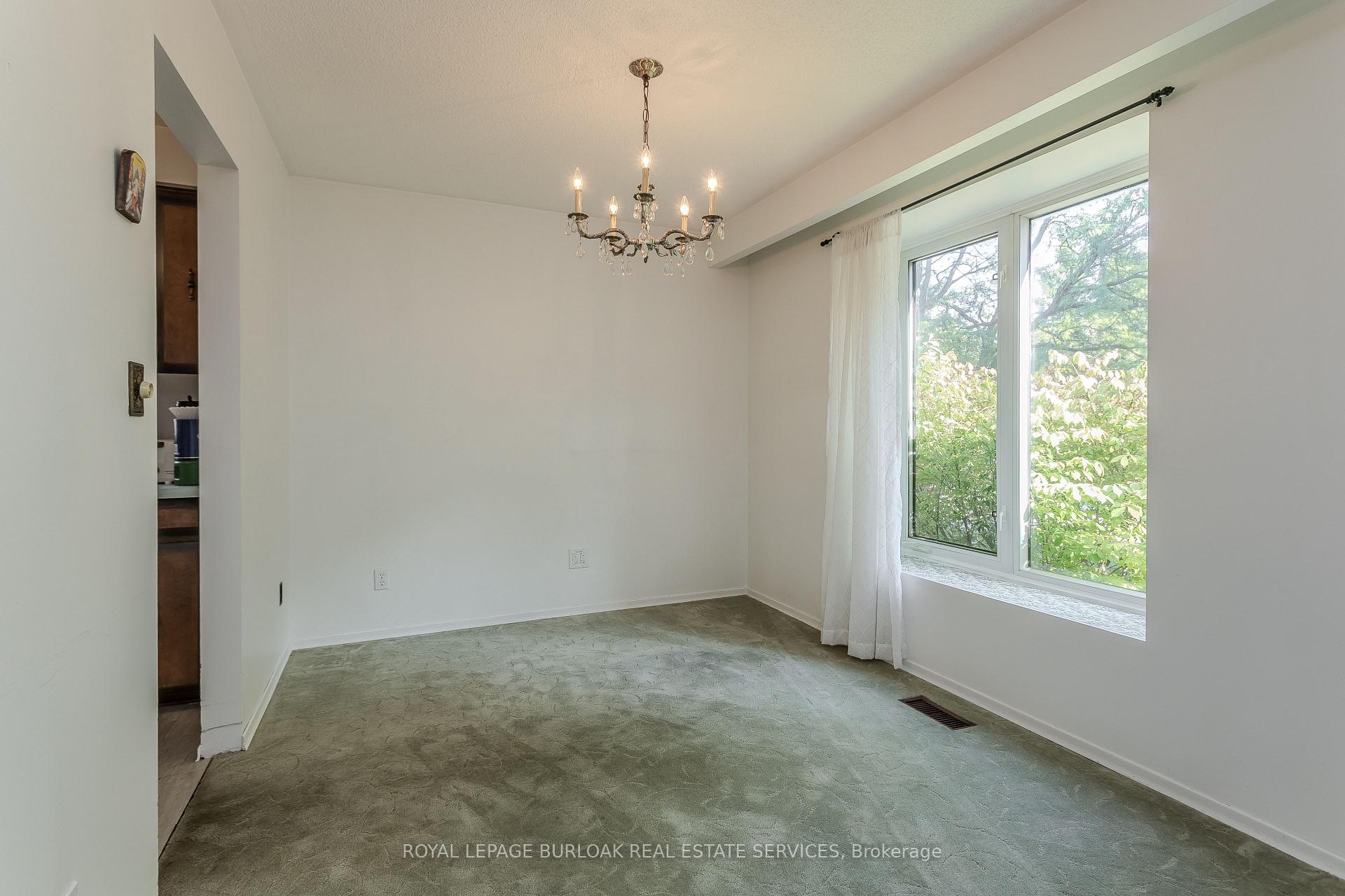 Photo 18 of 702 Francis Road, Burlington, LaSalle — HOMEH