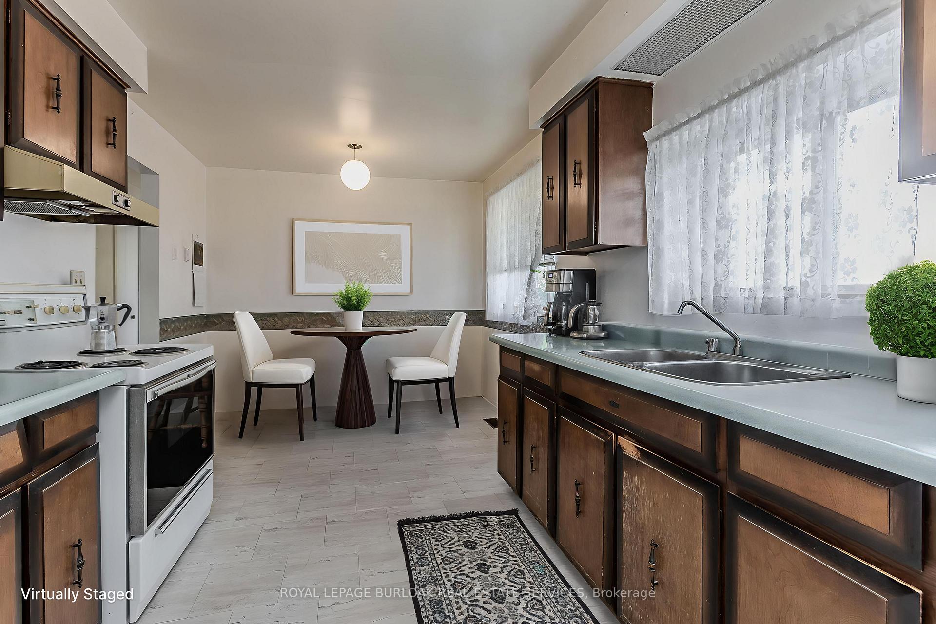 Photo 21 of 702 Francis Road, Burlington, LaSalle — HOMEH