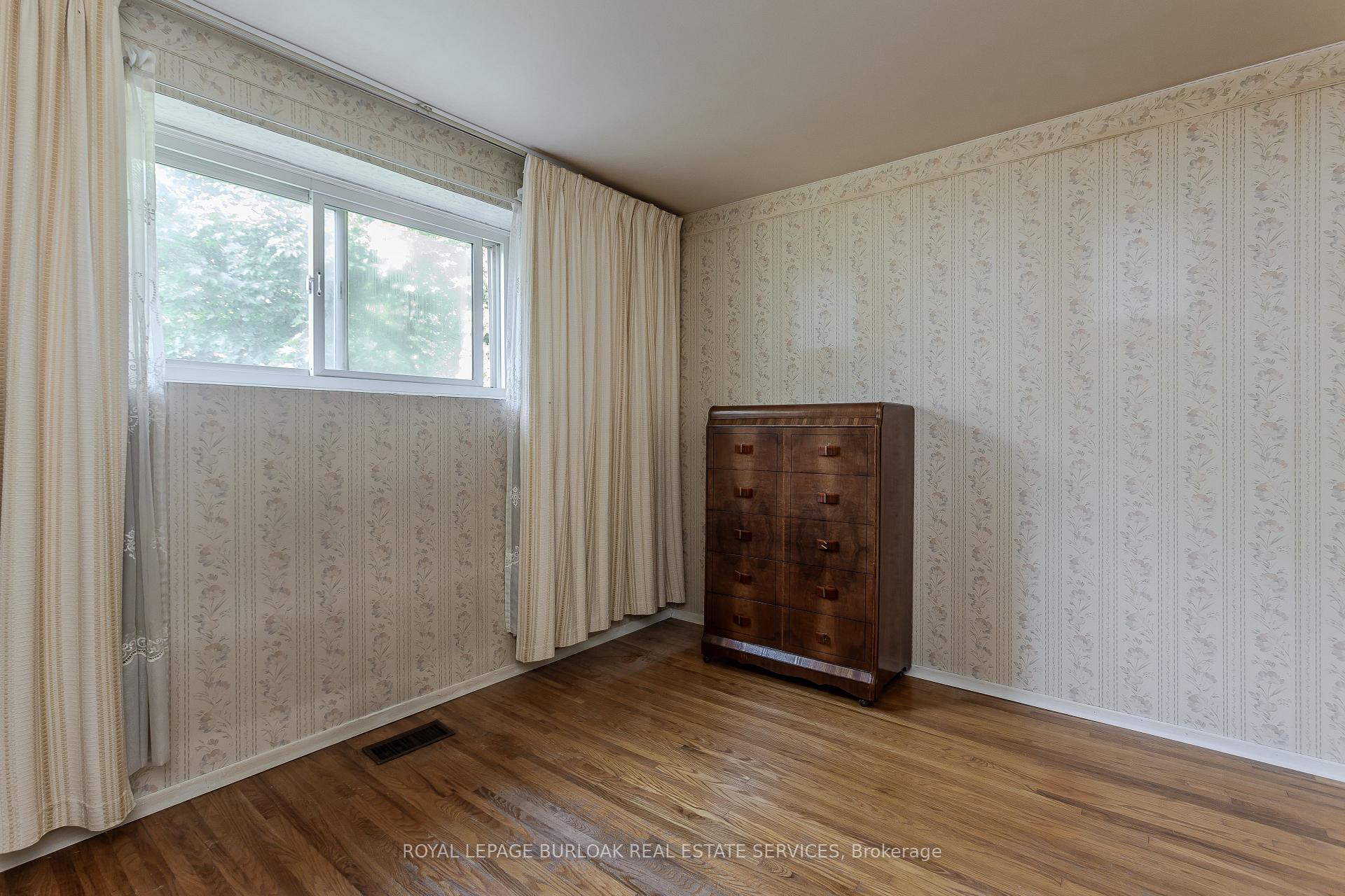 Photo 26 of 702 Francis Road, Burlington, LaSalle — HOMEH