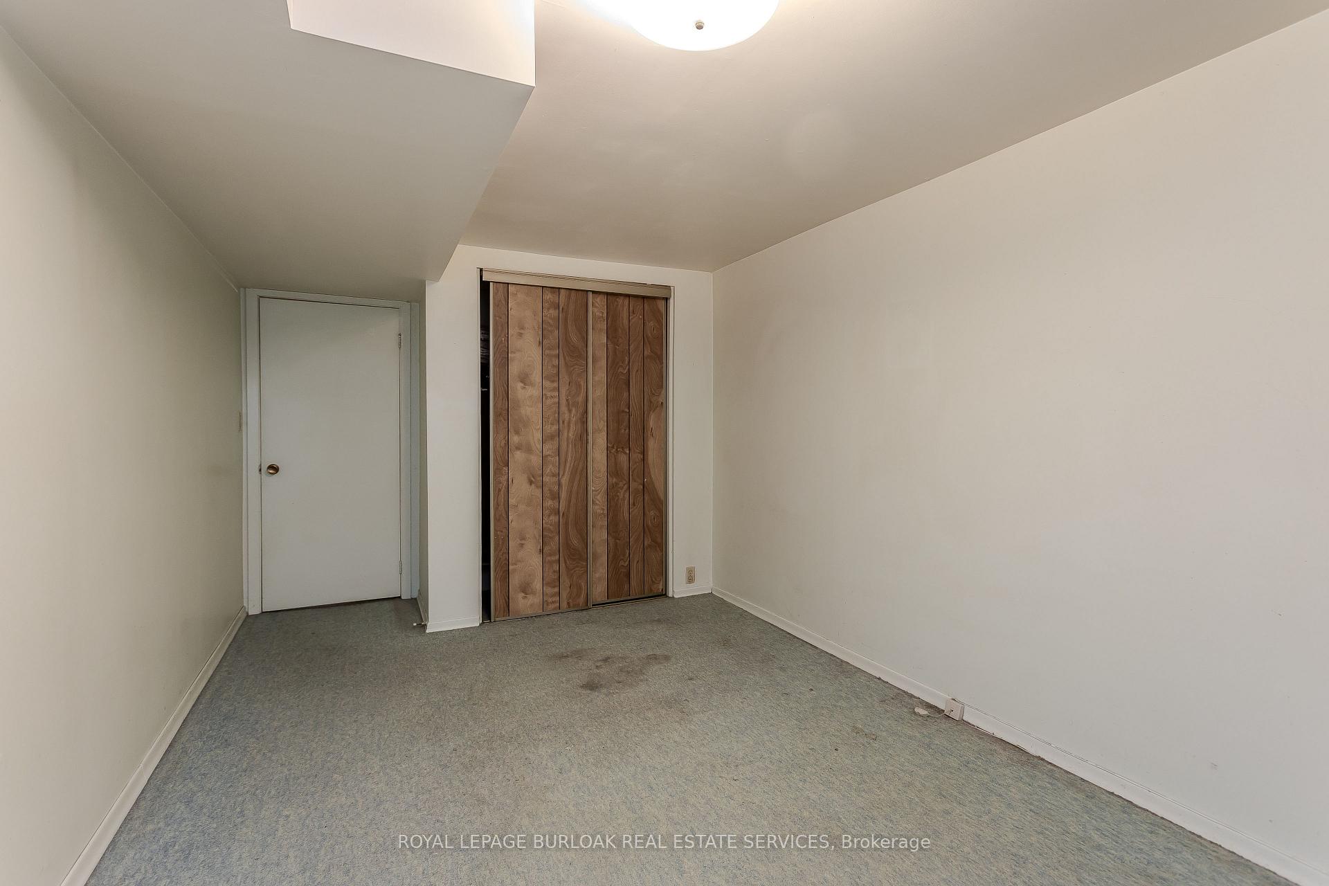 Photo 35 of 702 Francis Road, Burlington, LaSalle — HOMEH