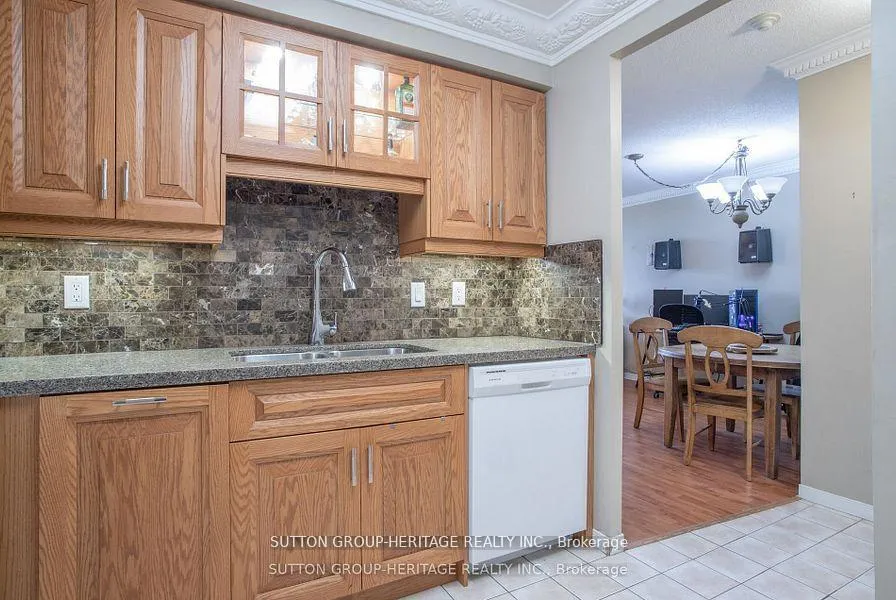 Photo 11 of Unit 1415, 1000 The Esplanade N, Pickering, Town Centre — HOMEH