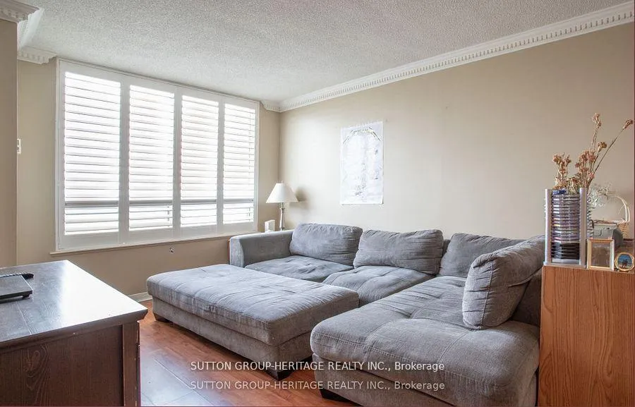 Photo 13 of Unit 1415, 1000 The Esplanade N, Pickering, Town Centre — HOMEH