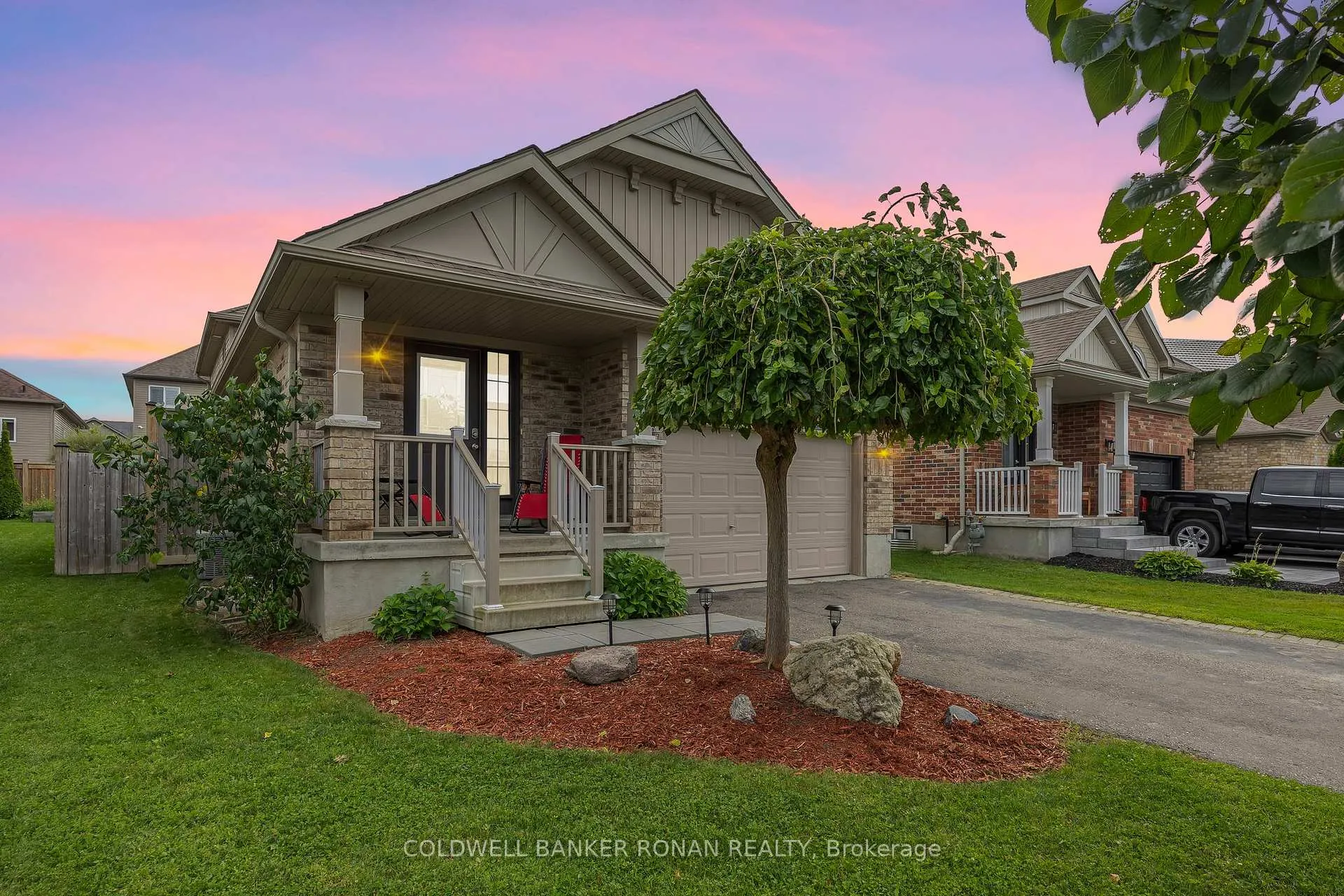 Photo 1 of 48 Irwin Crescent, New Tecumseth, Alliston — HOMEH