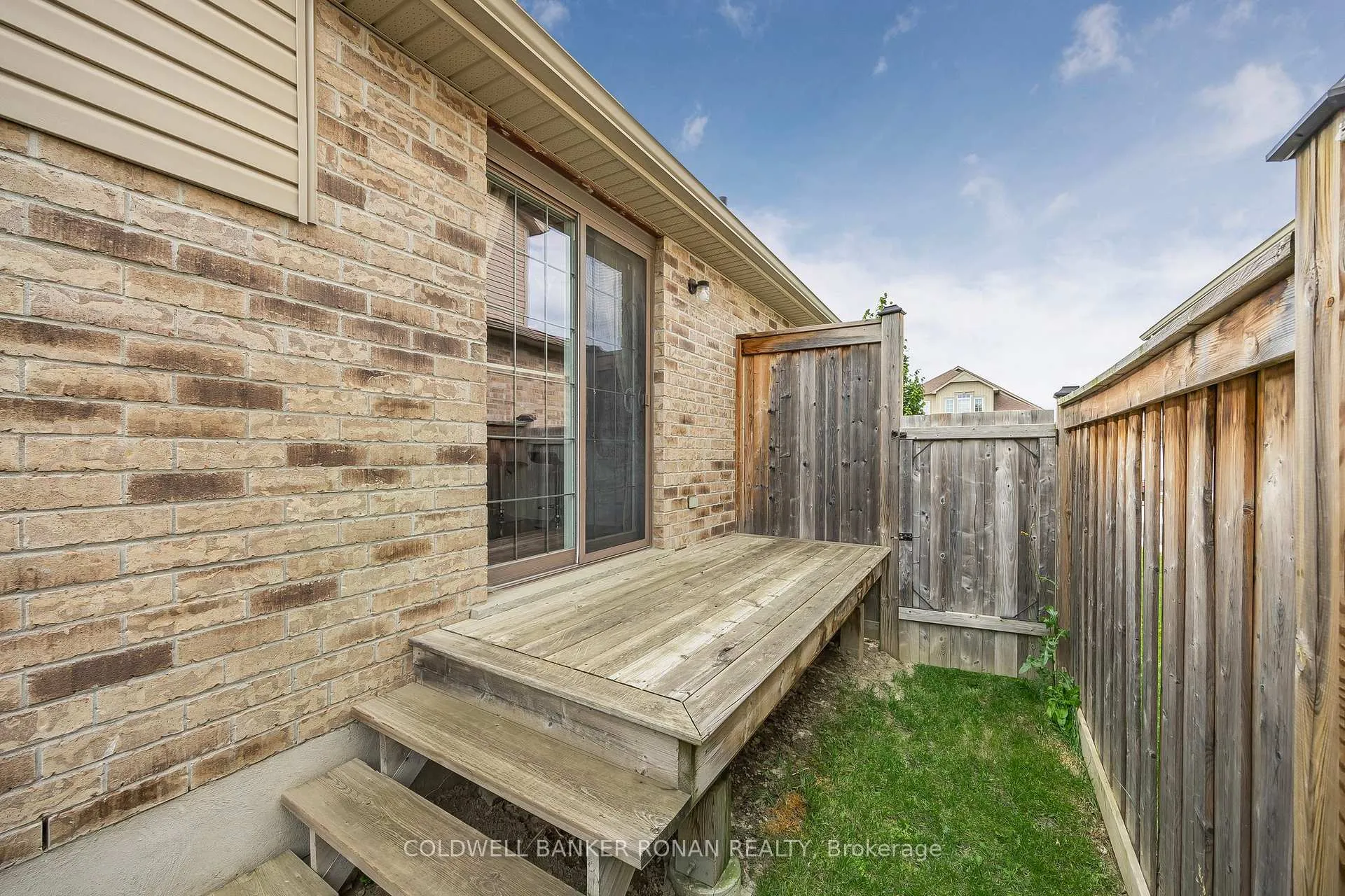Photo 30 of 48 Irwin Crescent, New Tecumseth, Alliston — HOMEH
