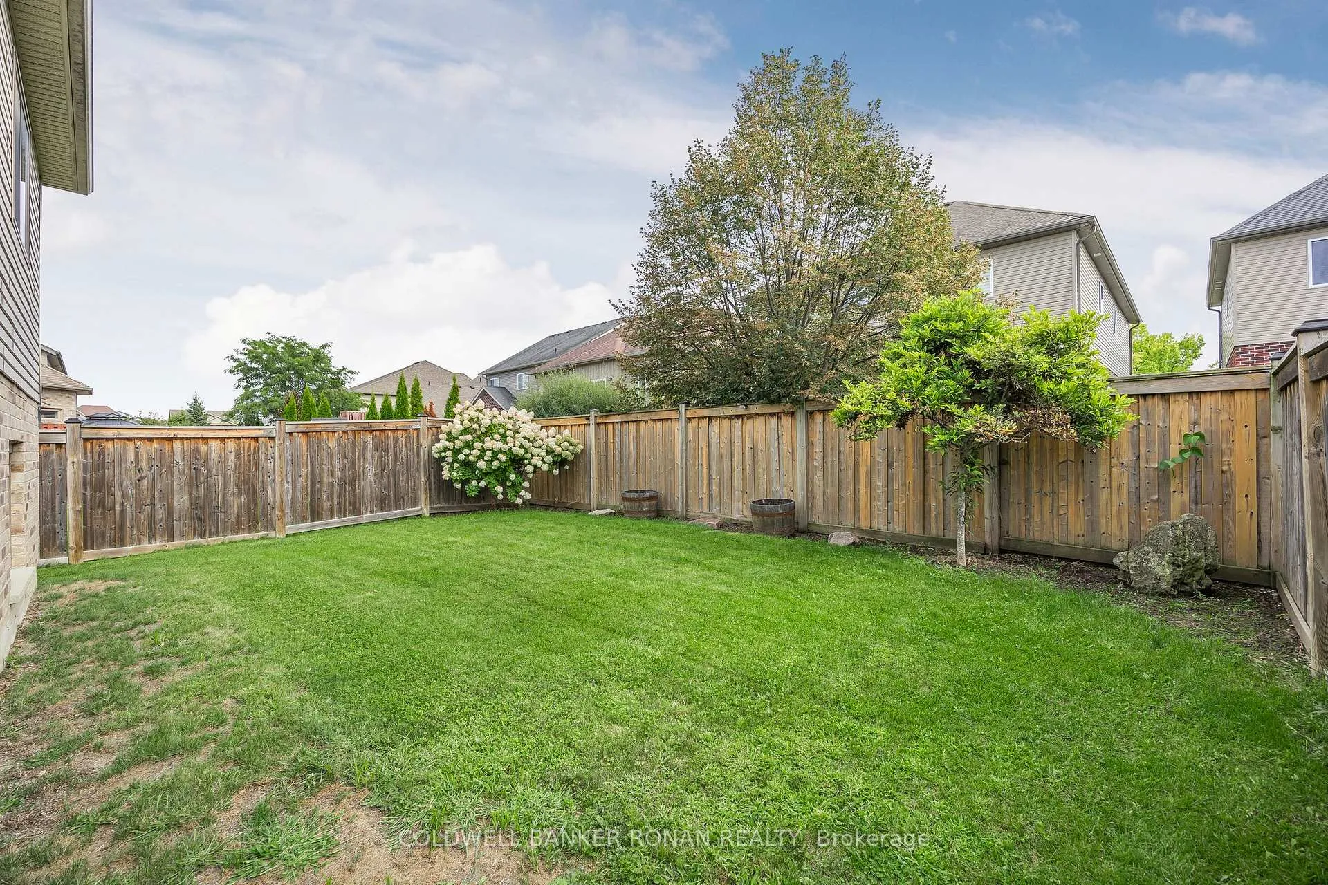 Photo 33 of 48 Irwin Crescent, New Tecumseth, Alliston — HOMEH