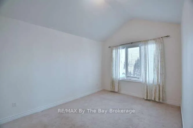 Photo 18 of 11 Savannah Crescent, Wasaga Beach — HOMEH
