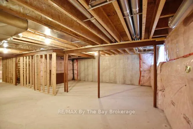 Photo 28 of 11 Savannah Crescent, Wasaga Beach — HOMEH