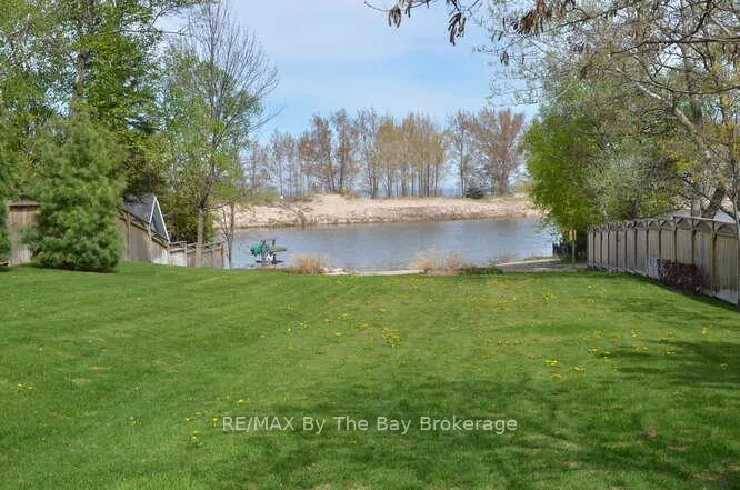 Photo 34 of 11 Savannah Crescent, Wasaga Beach — HOMEH