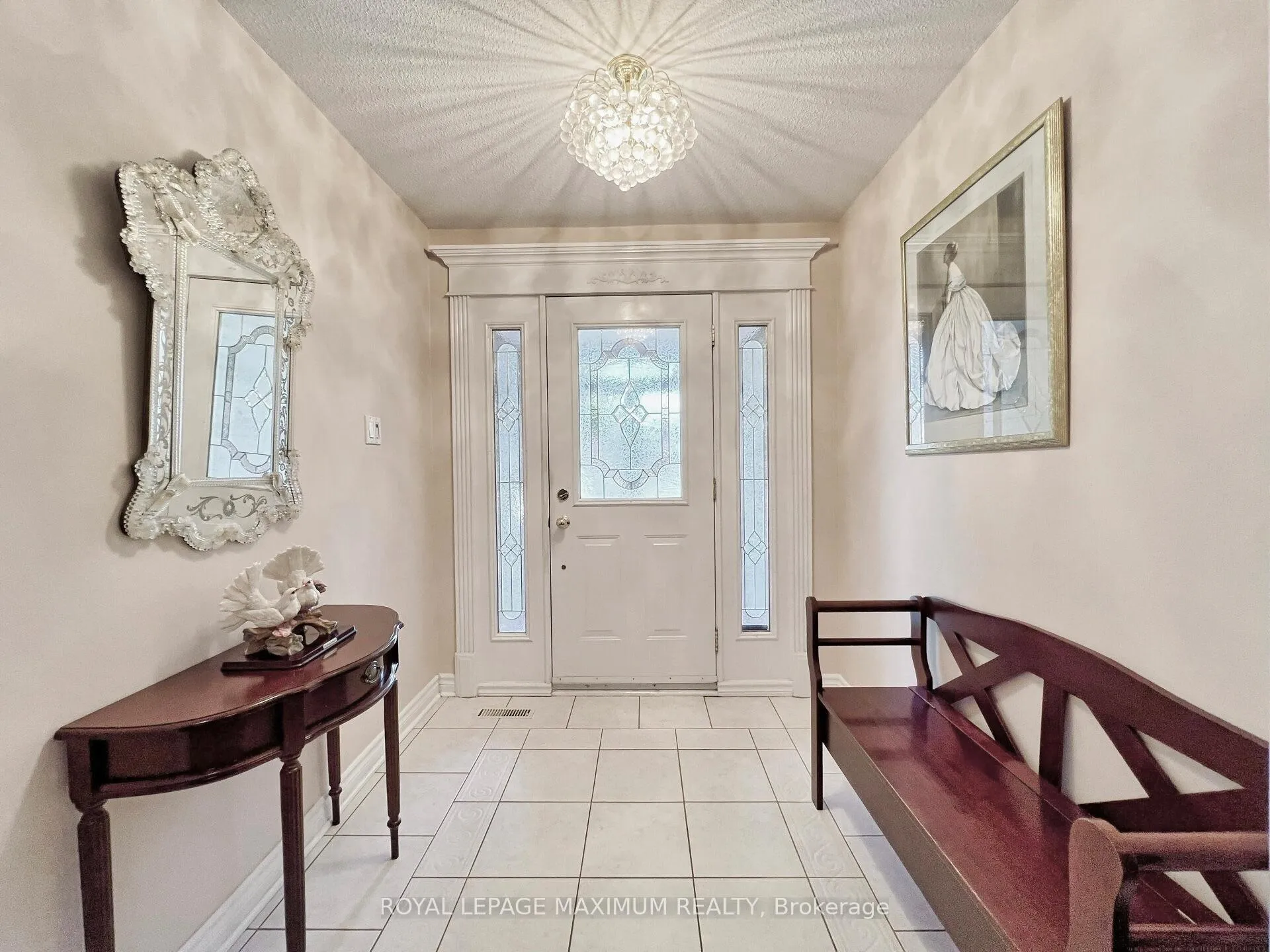 Photo 4 of 25 Risebrough Circuit, Markham, Milliken Mills West — HOMEH