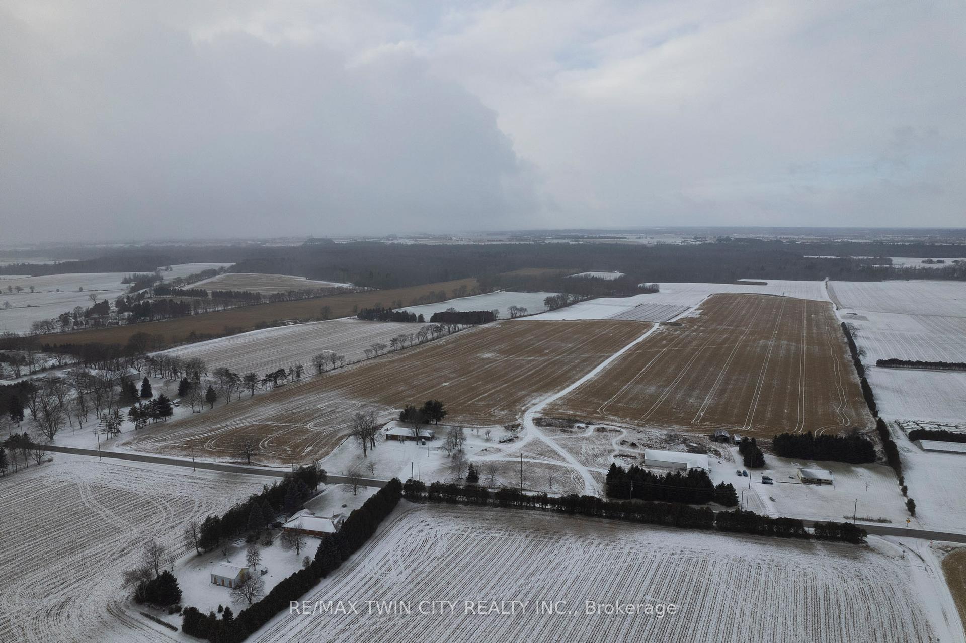 Photo 3 of 399 Pleasant Ridge Road, Brant, Brantford Twp — HOMEH