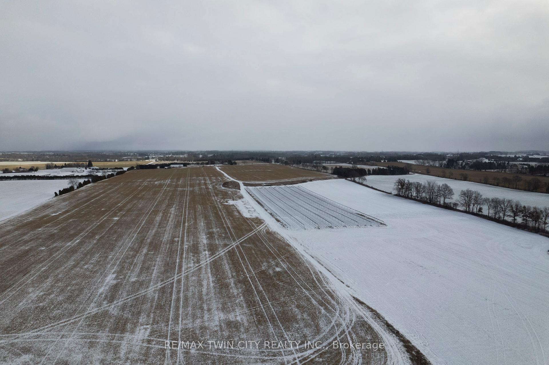 Photo 5 of 399 Pleasant Ridge Road, Brant, Brantford Twp — HOMEH