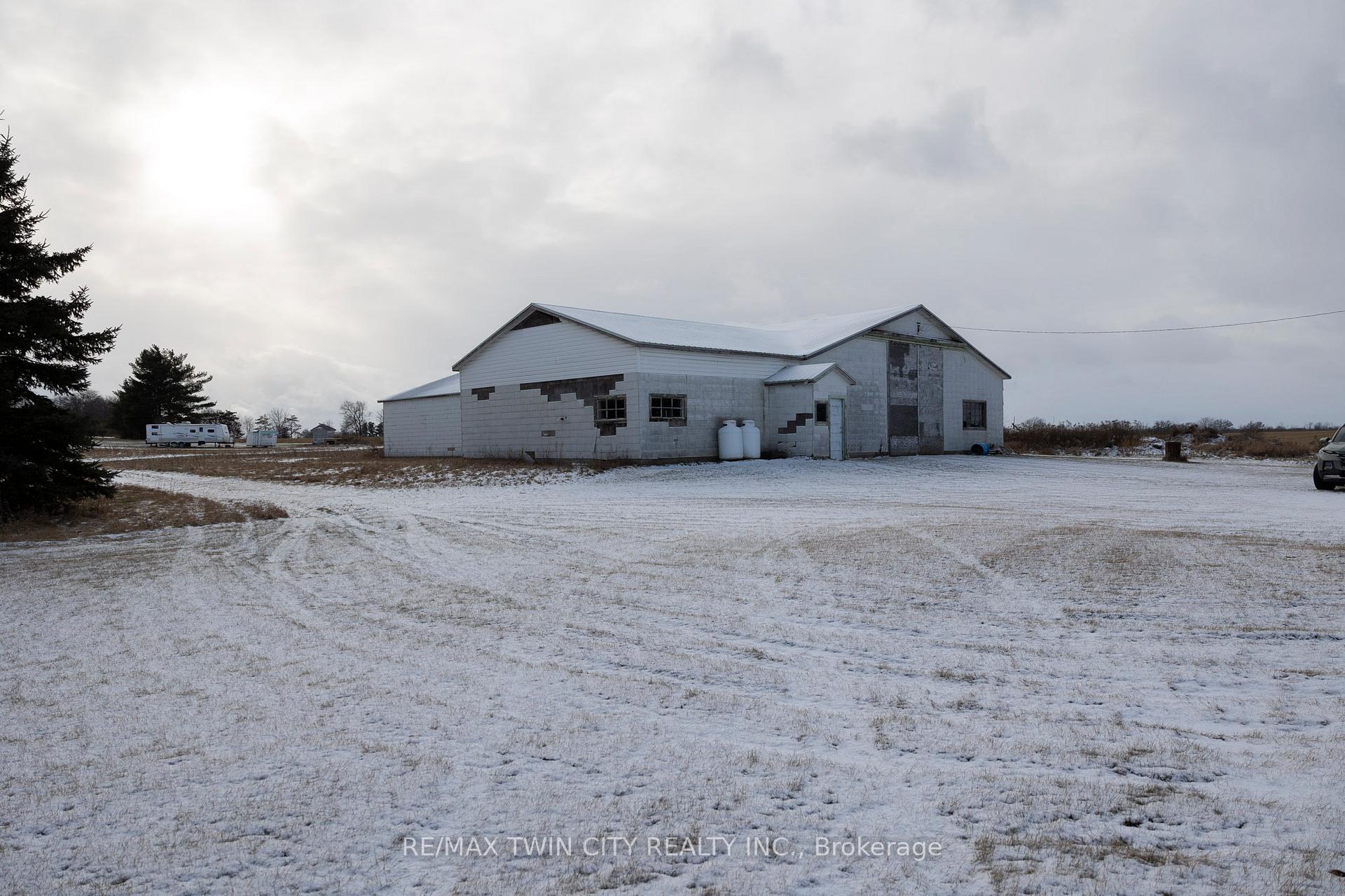 Photo 14 of 399 Pleasant Ridge Road, Brant, Brantford Twp — HOMEH