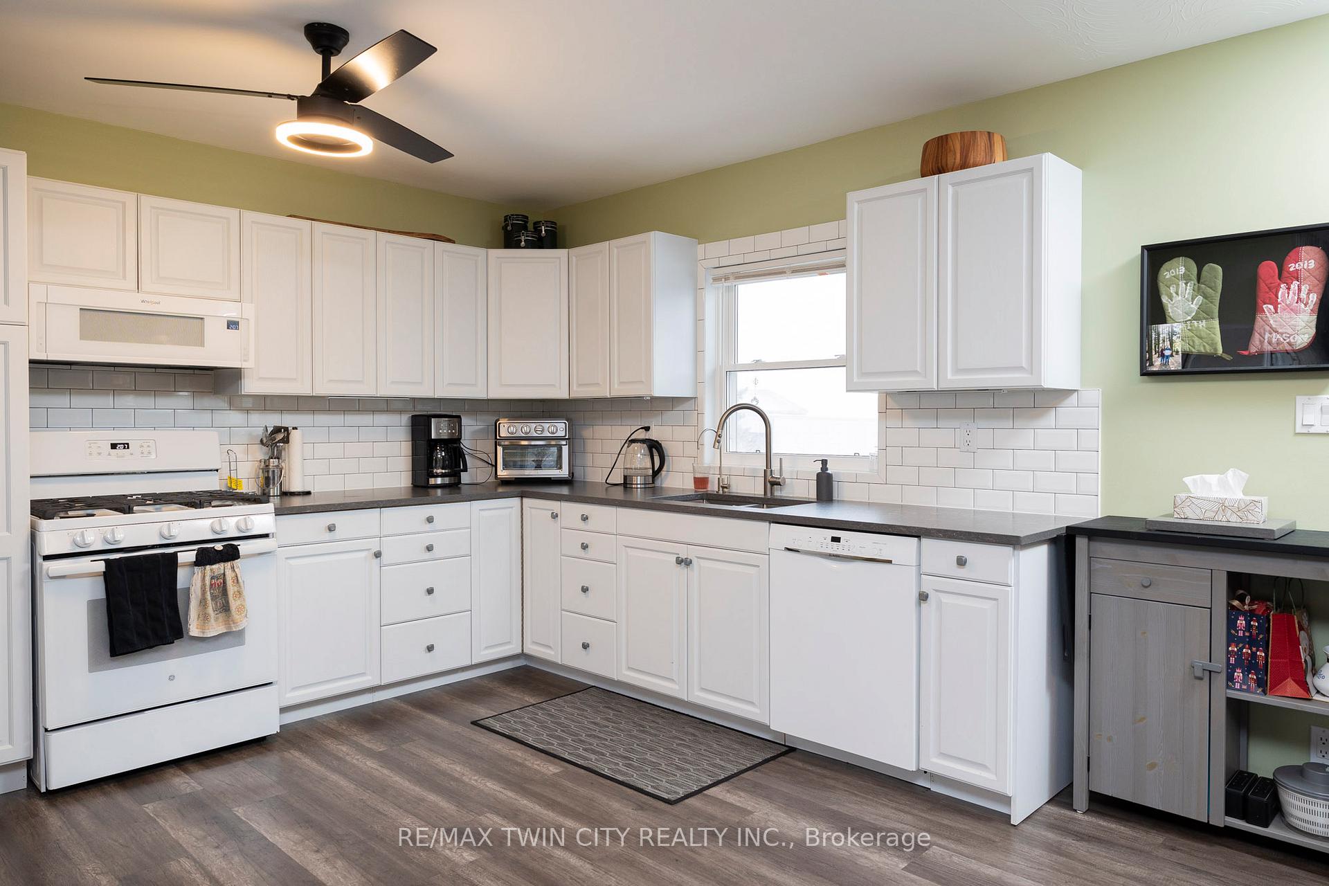 Photo 21 of 399 Pleasant Ridge Road, Brant, Brantford Twp — HOMEH
