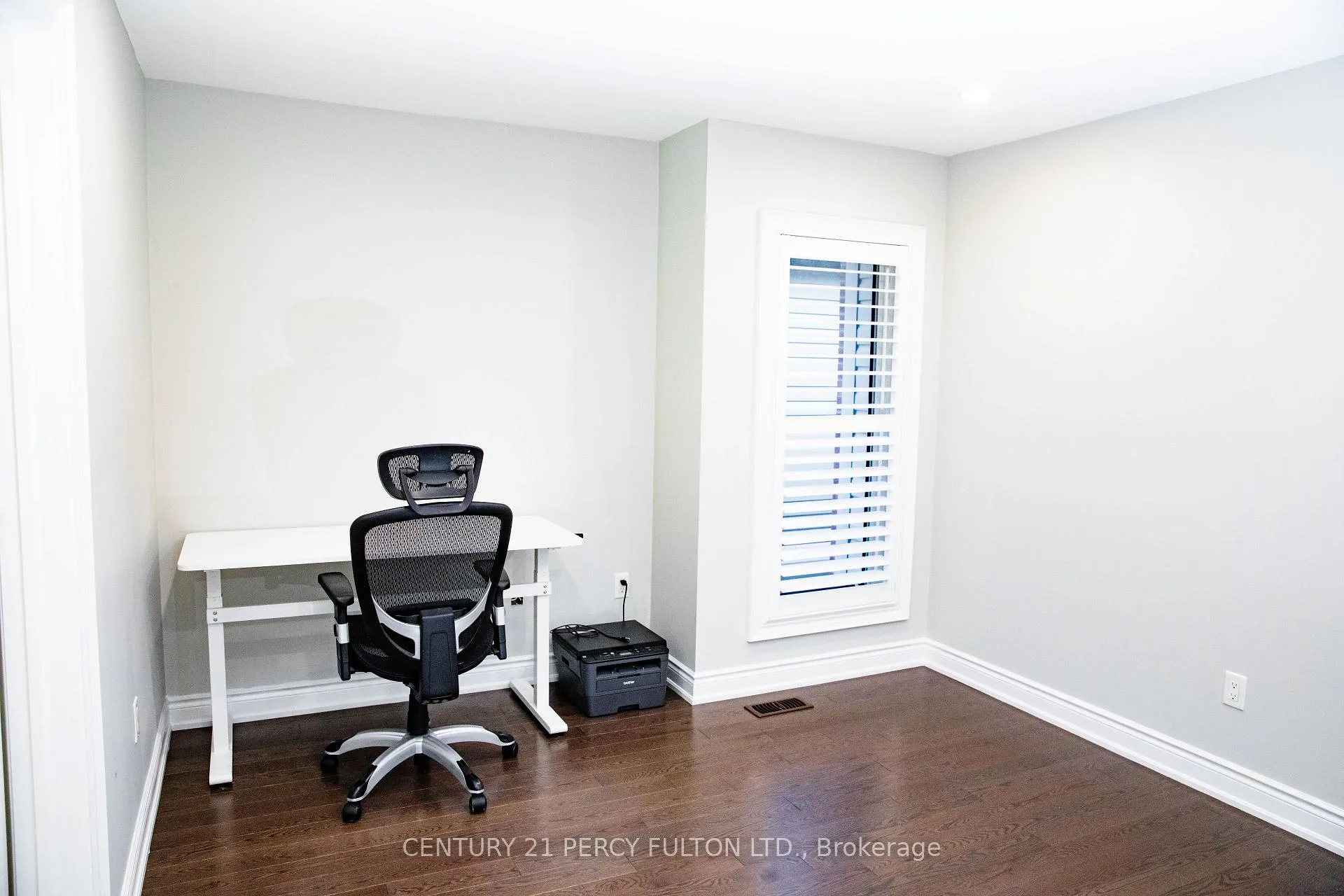 Photo 10 of 31 Bruce Cameron Drive, Clarington, Bowmanville — HOMEH