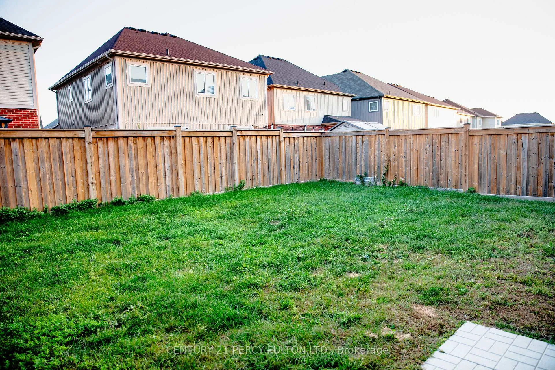 Photo 17 of 31 Bruce Cameron Drive, Clarington, Bowmanville — HOMEH