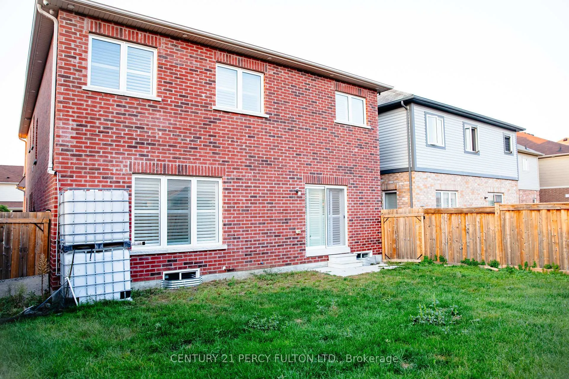 Photo 18 of 31 Bruce Cameron Drive, Clarington, Bowmanville — HOMEH