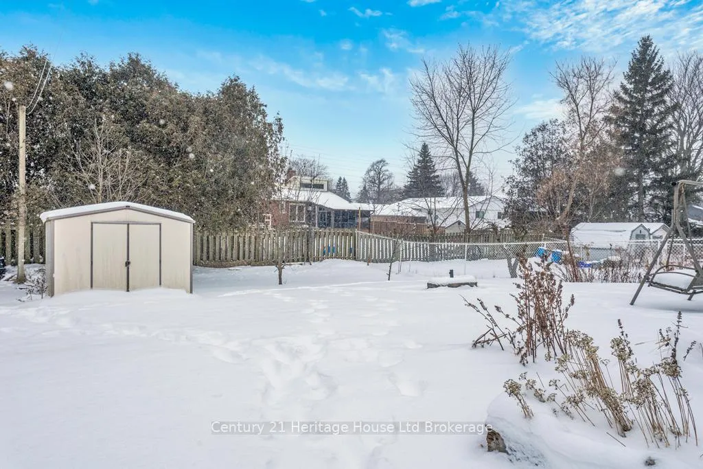 Photo 4 of 17 Beckett Boulevard, Tillsonburg — HOMEH