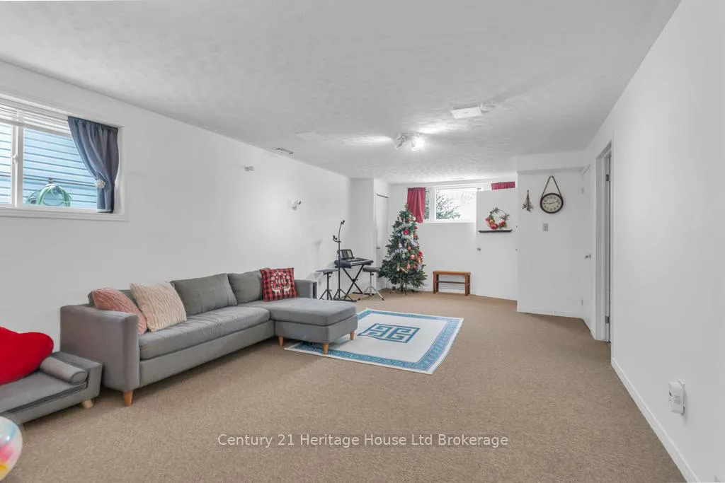 Photo 18 of 17 Beckett Boulevard, Tillsonburg — HOMEH