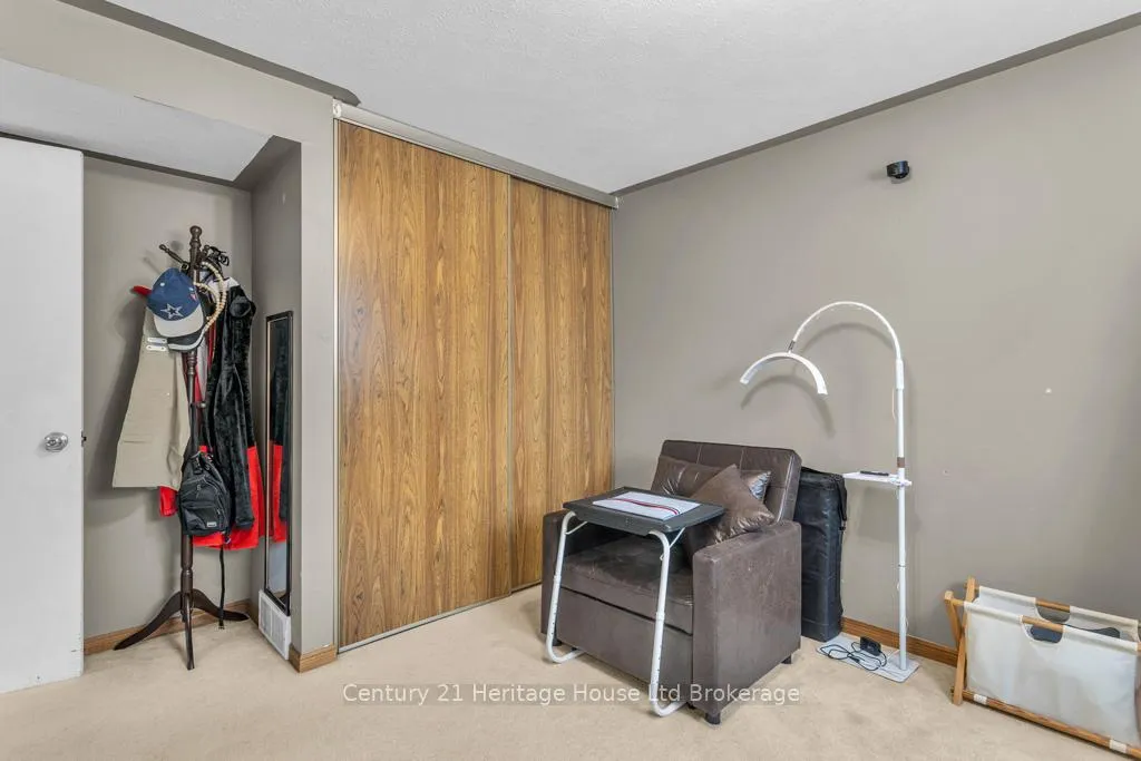 Photo 20 of 17 Beckett Boulevard, Tillsonburg — HOMEH