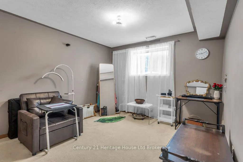 Photo 21 of 17 Beckett Boulevard, Tillsonburg — HOMEH