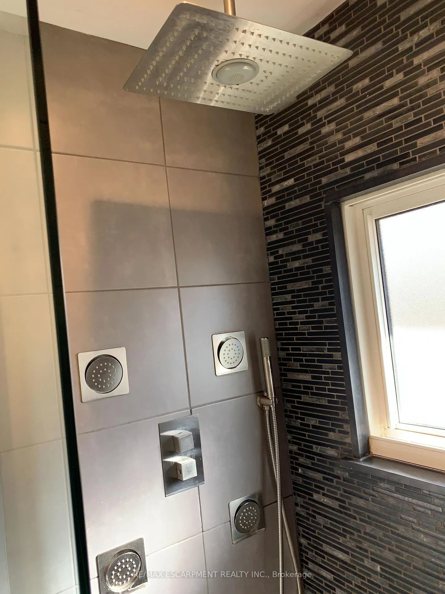 Photo 15 of 86 Shadyside Avenue, Hamilton, Burkholme — HOMEH