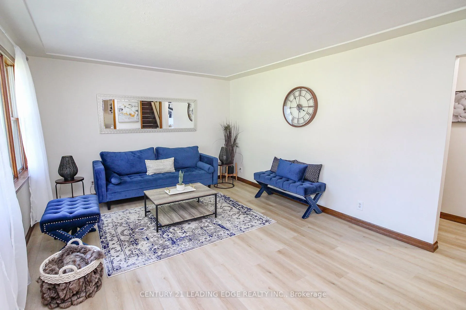Photo 3 of 121 Northview Avenue, Whitby, Blue Grass Meadows — HOMEH