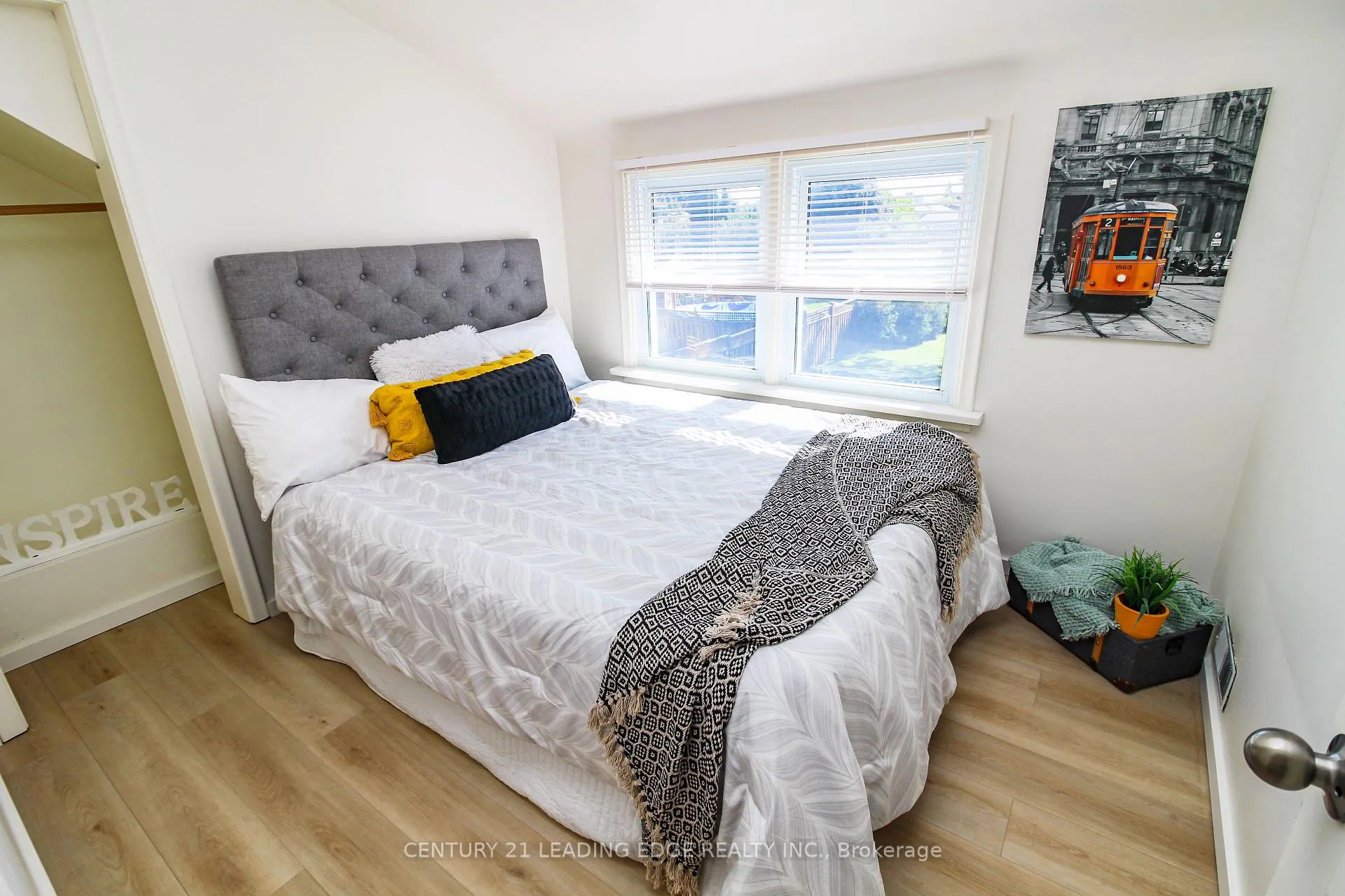 Photo 15 of 121 Northview Avenue, Whitby, Blue Grass Meadows — HOMEH