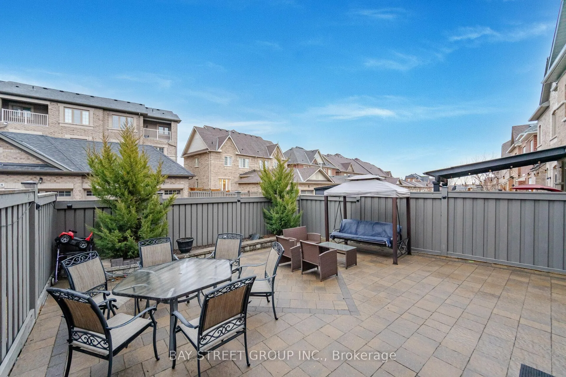 Photo 30 of 31 Aster Drive, Vaughan, Kleinburg — HOMEH
