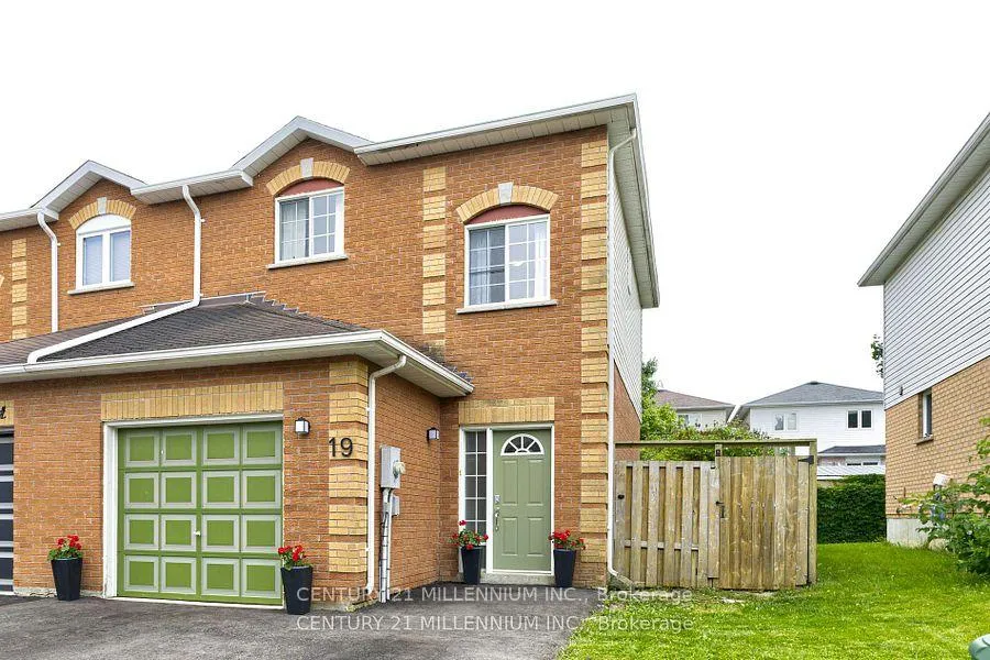 Photo 1 of 19 O'Leary Court, New Tecumseth, Tottenham — HOMEH