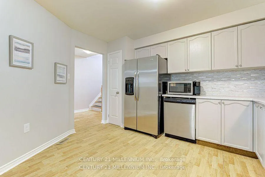 Photo 12 of 19 O'Leary Court, New Tecumseth, Tottenham — HOMEH