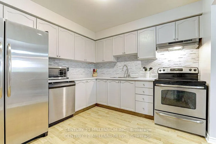 Photo 13 of 19 O'Leary Court, New Tecumseth, Tottenham — HOMEH
