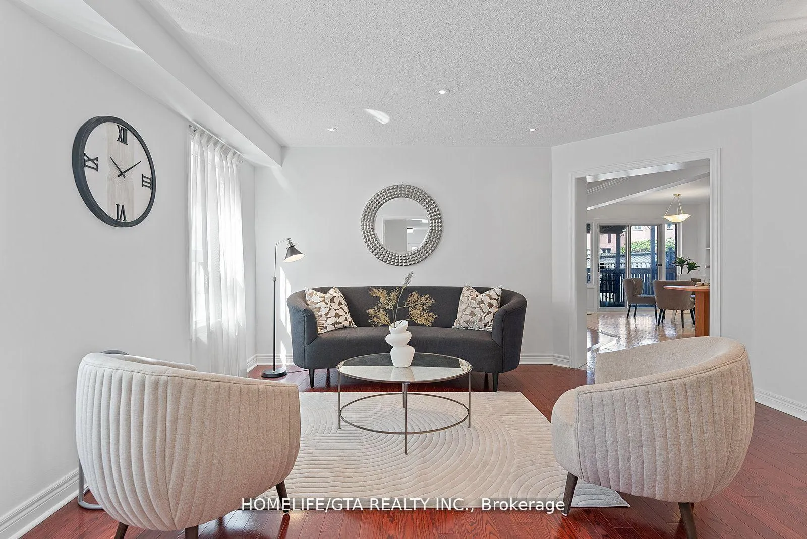 Photo 9 of 264 Stonebridge Drive, Markham, Berczy — HOMEH