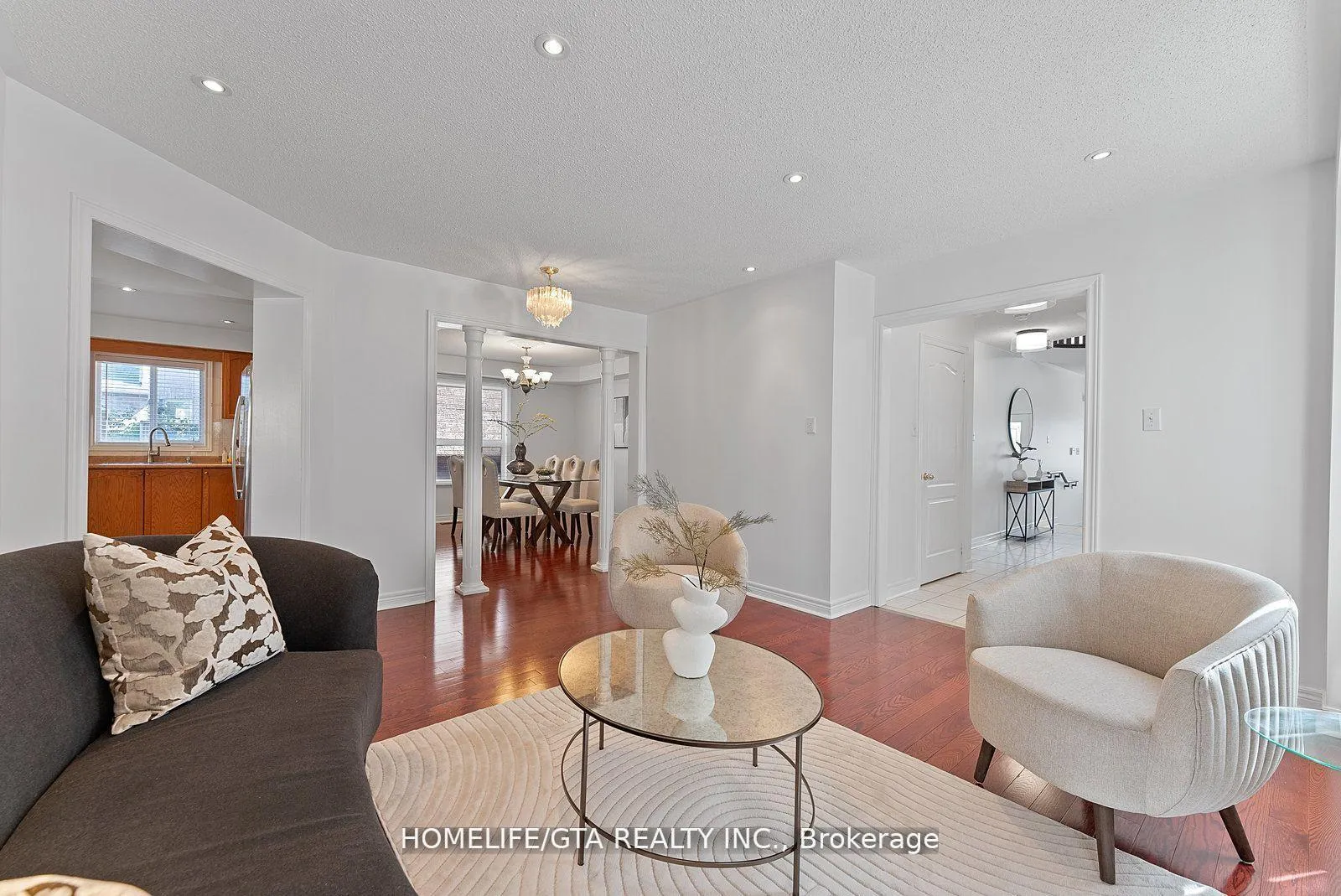 Photo 11 of 264 Stonebridge Drive, Markham, Berczy — HOMEH